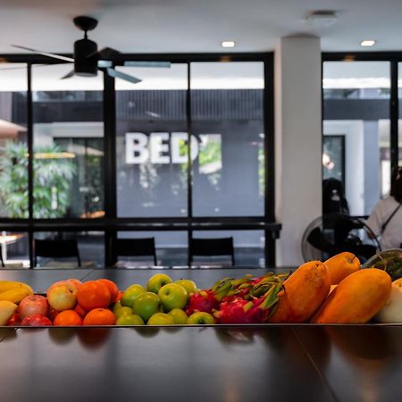 Bed Chiangmai Gate- Adults Only Hotel Чиангмай Екстериор снимка