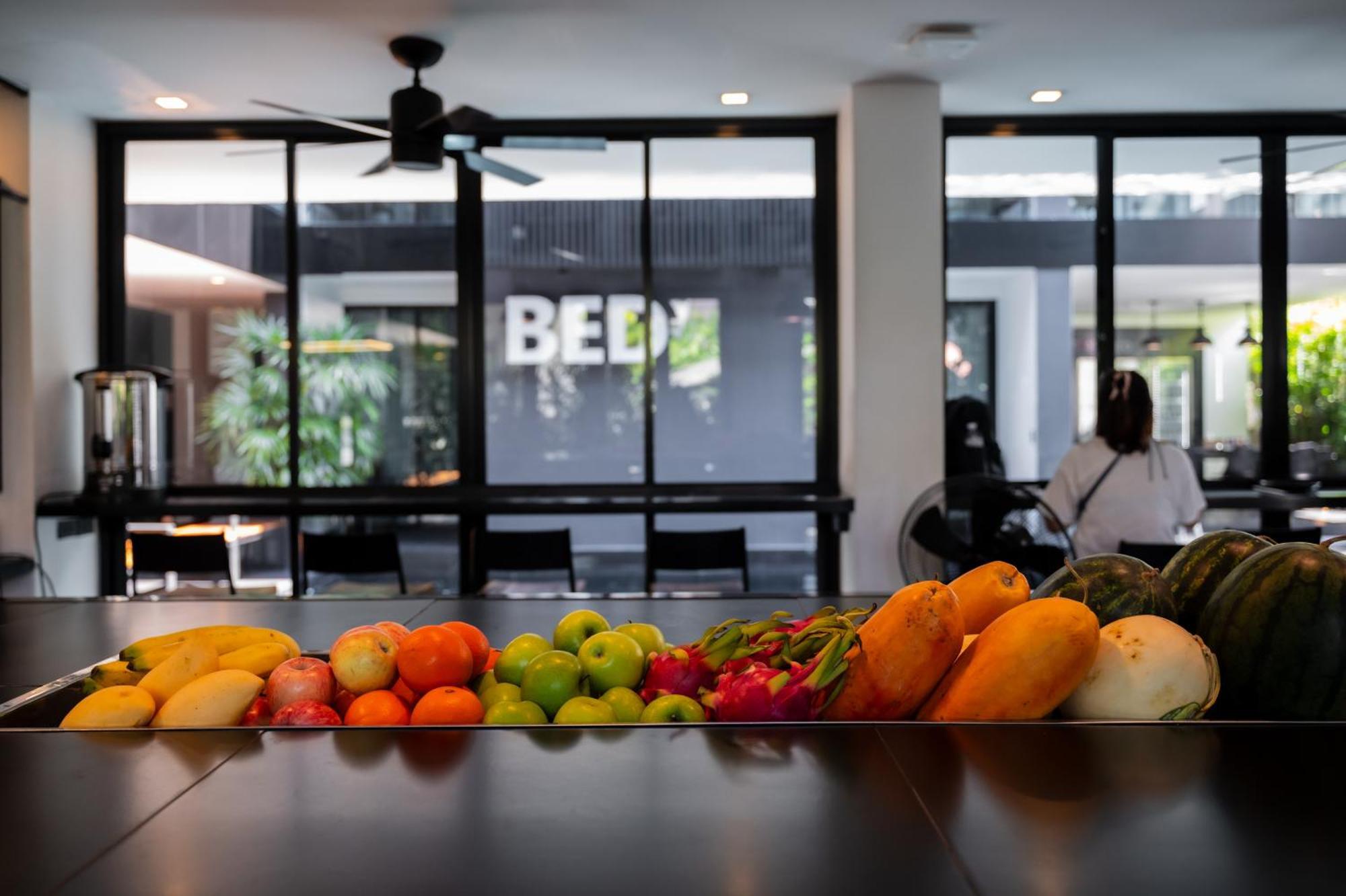 Bed Chiangmai Gate- Adults Only Hotel Чиангмай Екстериор снимка